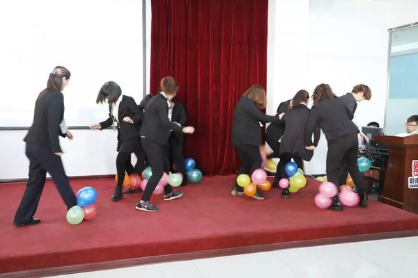 乾港集團(tuán) 乾港集團(tuán)