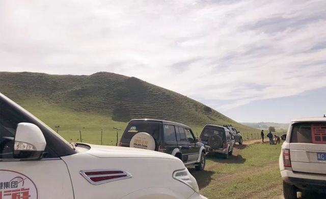 乾港集團(tuán)高層草原自駕游 乾港集團(tuán)高層草原自駕游