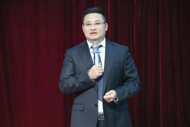 乾港集團股權(quán)簽約